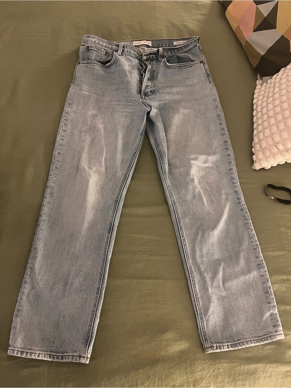 Denim Forum Light Wash Women’s Straight Jeans